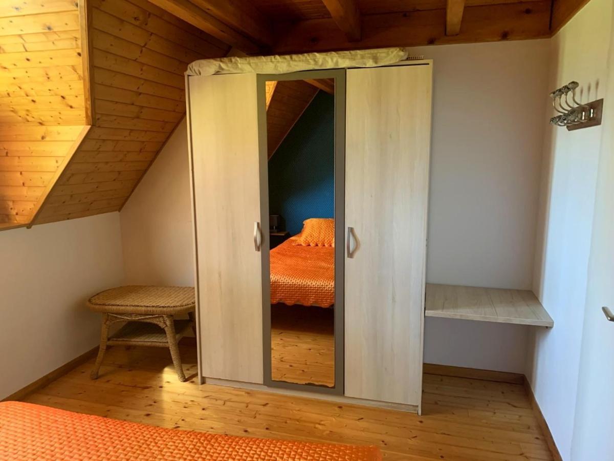 Appartement Dans Chalet Avec Jardin, Vue Montagne Окен Экстерьер фото